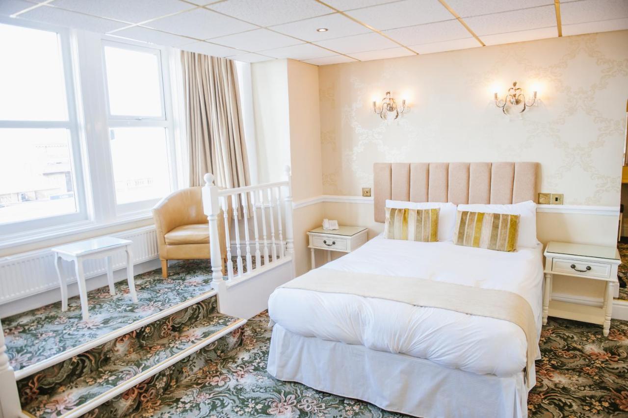 Doric 3* Blackpool